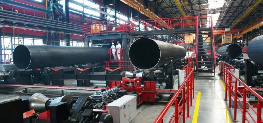 truba-besshovnaya-09g2s-proizvodstvo