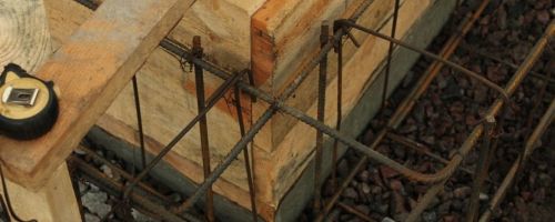 Какую арматуру следует выбирать при укладке фундамента частного дома