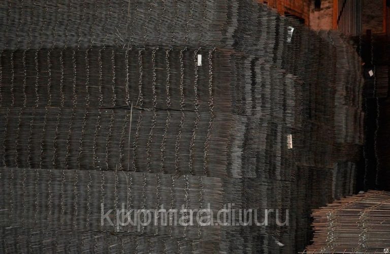 Сетка черная 200х200х6 мм