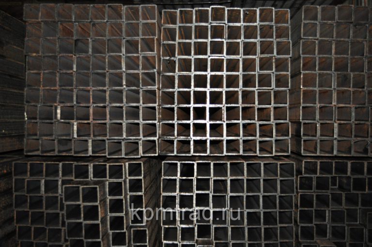 Труба квадратная профильная 15х15х1.3 мм