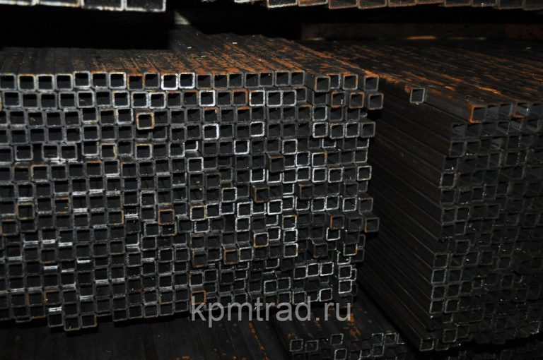 Труба квадратная профильная 15х15х1.5 мм