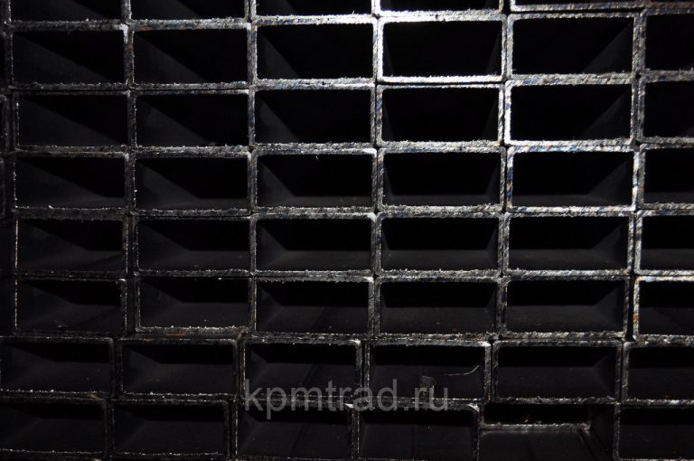 Труба прямоугольная профильная 50х25х1.8 мм