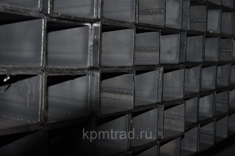 Труба прямоугольная профильная 80х40х2.5 мм