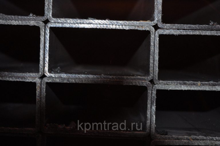 Труба прямоугольная профильная 80х60х2 мм