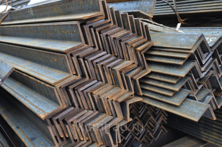 Уголок равнополочный 35х35х3