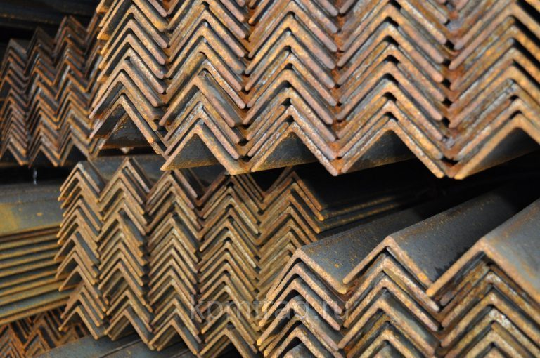 Уголок равнополочный 110х110х7