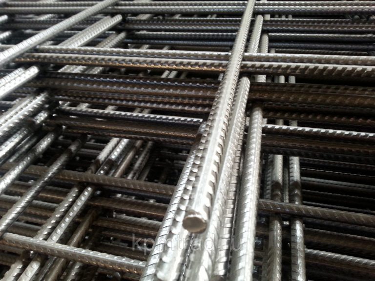 Сетка арматурная 100х100х6 мм в картах