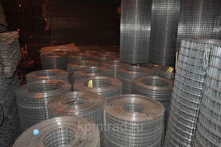 Сетка дорожная 50х50х1,8 мм в рулонах