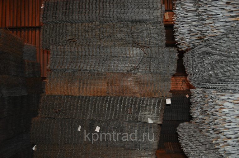 Сетка металлическая ячейка 200х200х4 мм в картах