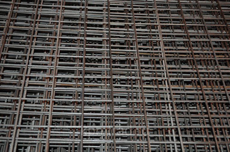 Сетка металлическая ячейка 200х200х5 мм в картах