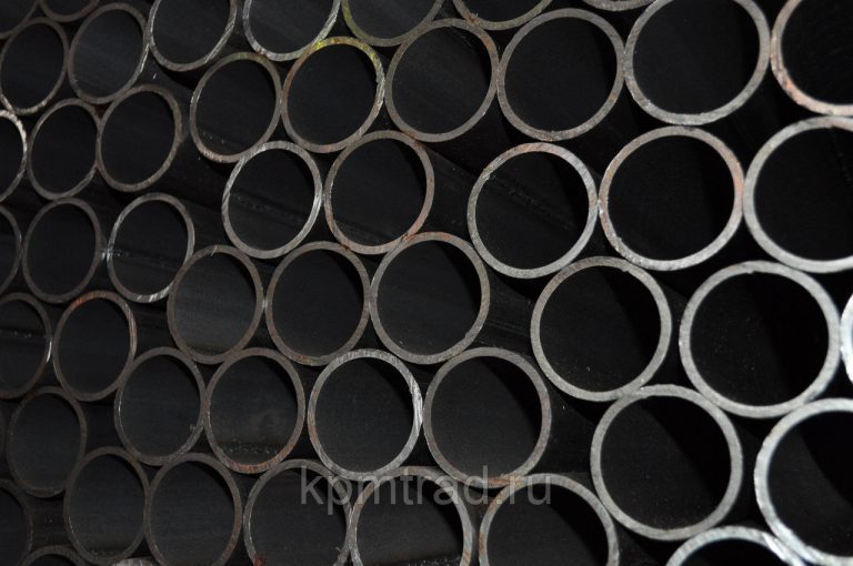 Труба бесшовная 70х5 мм ГОСТ 8732-78 ст. 20