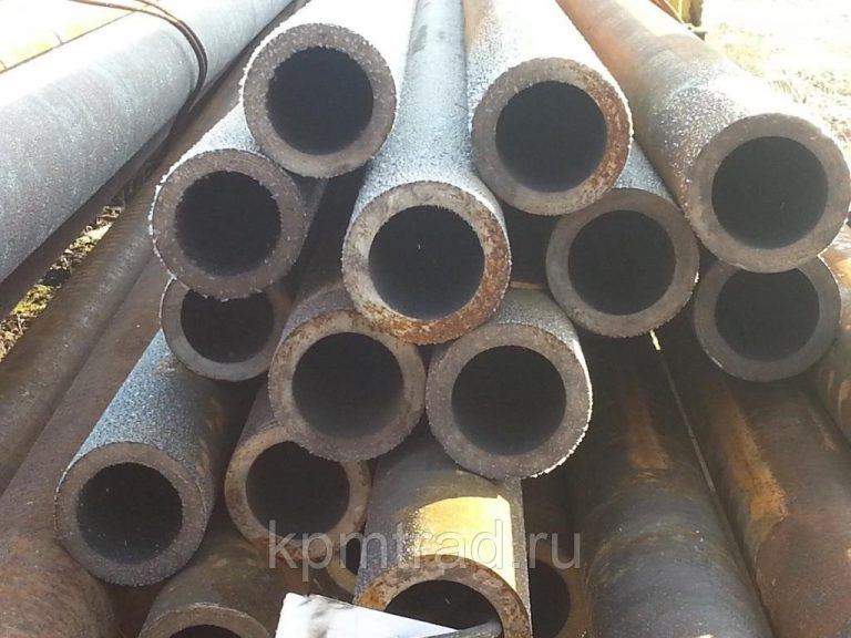 Труба бесшовная 121х10 мм ГОСТ 8732-78 ст. 20