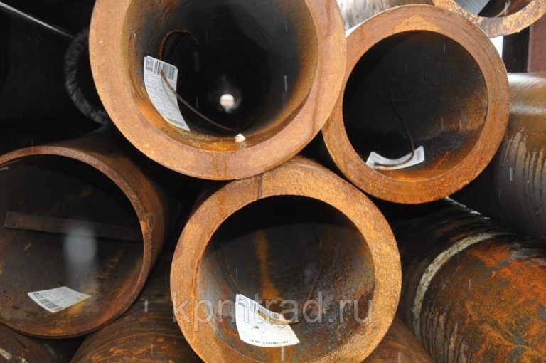 Труба бесшовная 121х25 мм ГОСТ 8732-78 ст. 20