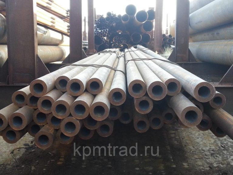 Труба бесшовная 121х30 мм ГОСТ 8732-78 ст. 20