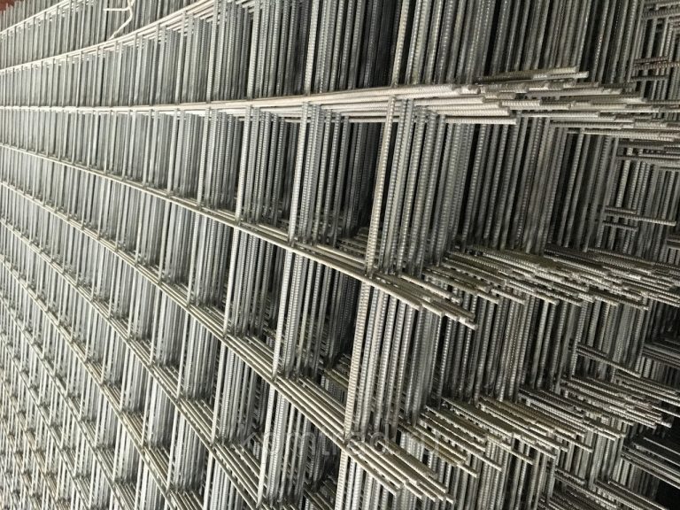 Сетка оцинкованная 50х50х3 мм в картах