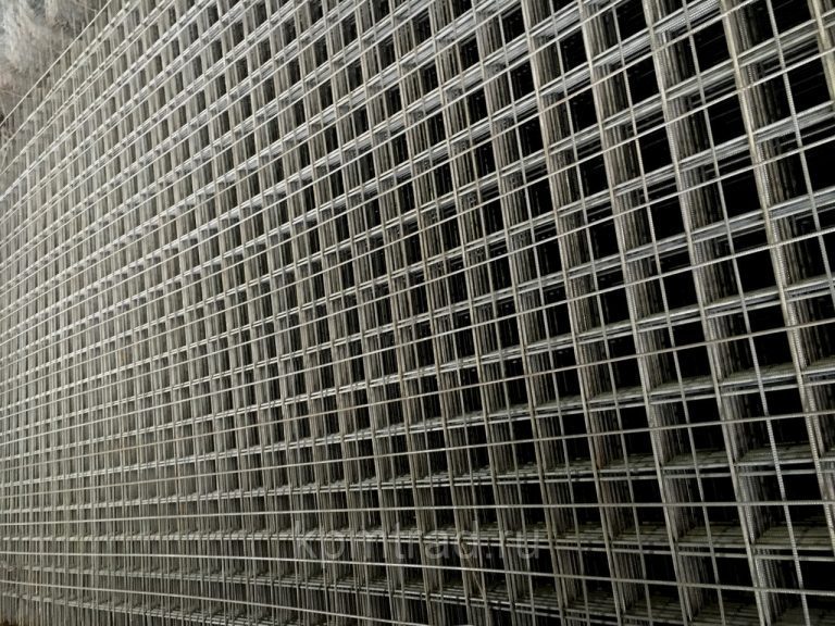 Сетка оцинкованная 50х50х4 мм в картах