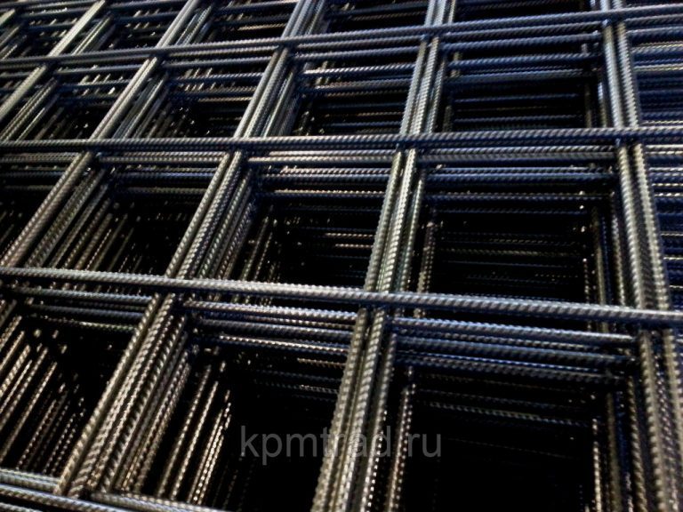 Сетка стальная 200х200х10 мм в картах