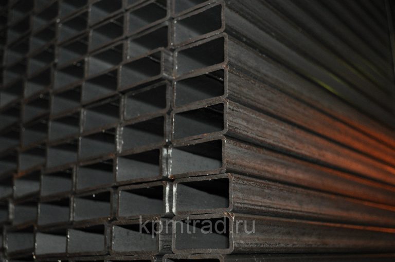 Труба прямоугольная профильная 40х25х1.8 мм