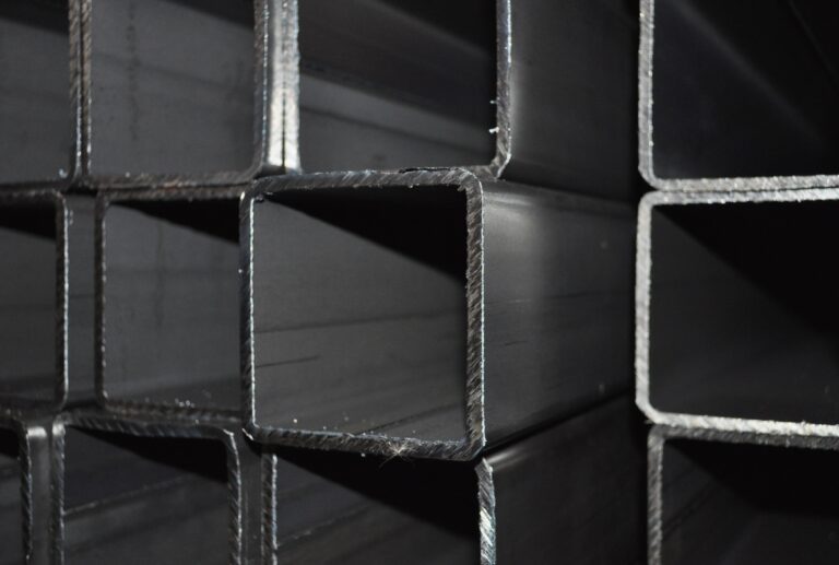 Труба квадратная профильная 140х140х8 мм