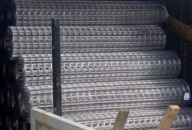 Сетка оцинкованная 50х50х1.6 мм в рулоне