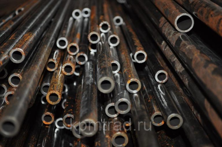 Труба бесшовная 36х3 мм Гост 8734-75