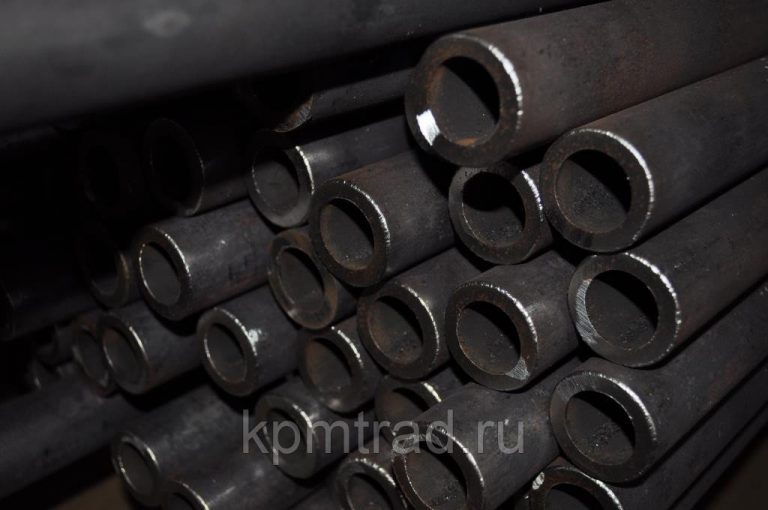 Труба бесшовная 57х6 мм Гост 8734-75